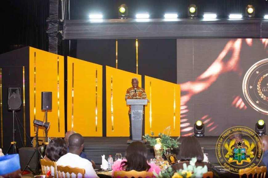 DEPUTY TRADE MINISTER APPLAUDS EXCELLENCE @ BUSINESS LEAGUE AWARDS AS HE URGES INNOVATION & RESILIENCE.