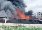 Breaking News: Fire Engulfs China Mall Warehouse at Santasi, Kumasi