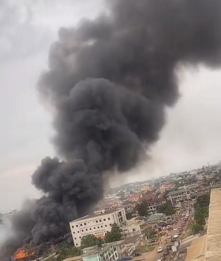 Breaking News: Fire Engulfs China Mall Warehouse at Santasi, Kumasi